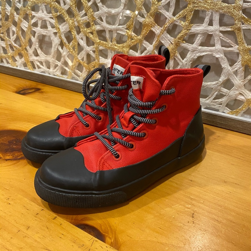 Hunter Kids Boots Size 1